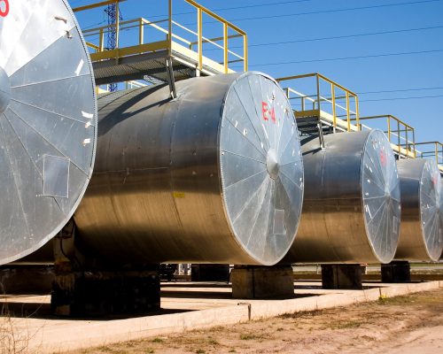 Prospect,Of,Oil,Tanks